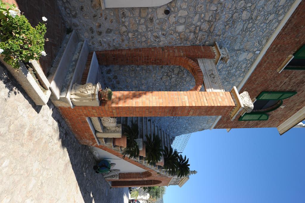 B & B Torre Saracena Mattinata Ngoại thất bức ảnh